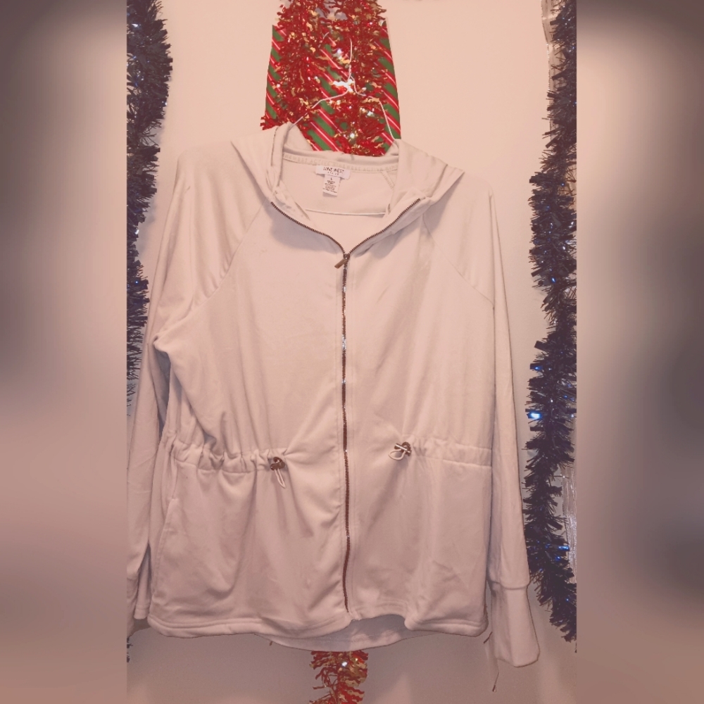 Nine West Large Hoodie Soft Poly And Spandex Blend